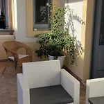 Apartment Midie