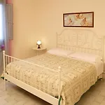 Apartment Midie