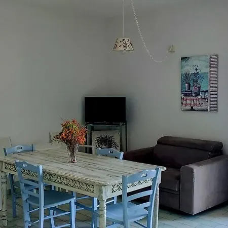 Daire Midie Savelletri